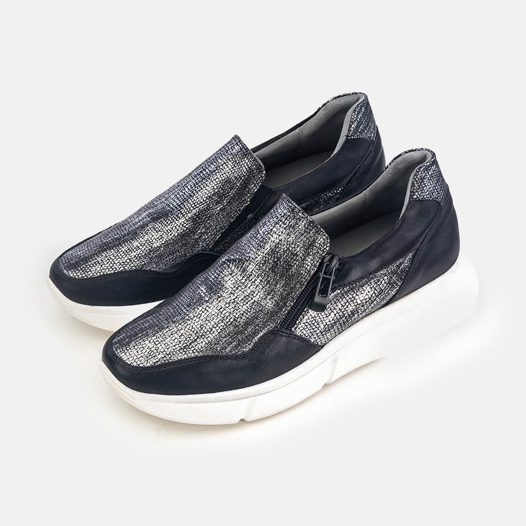 Volzak 178 Black Leather Sneakers