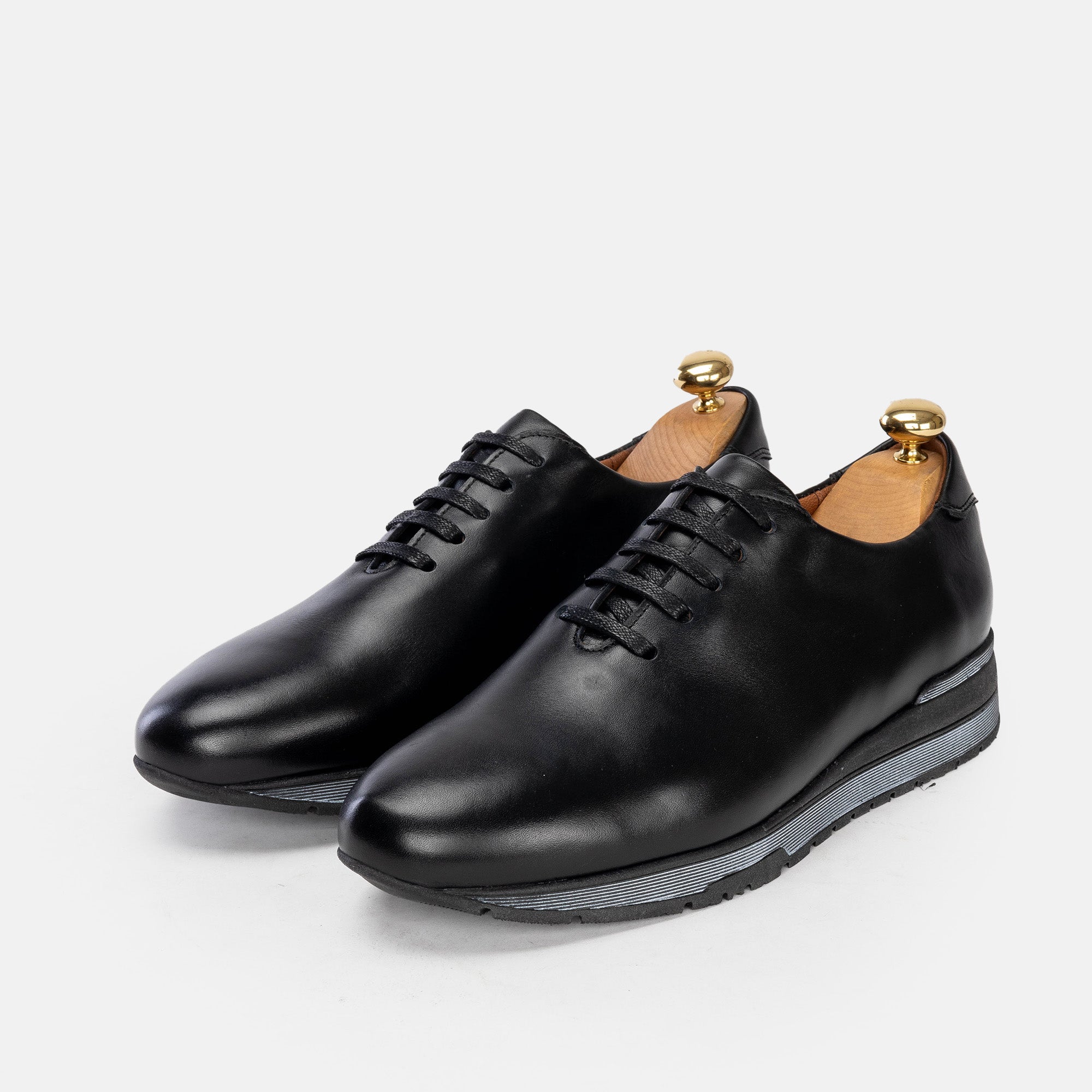 Volzak 5154 Basket en cuir Noir