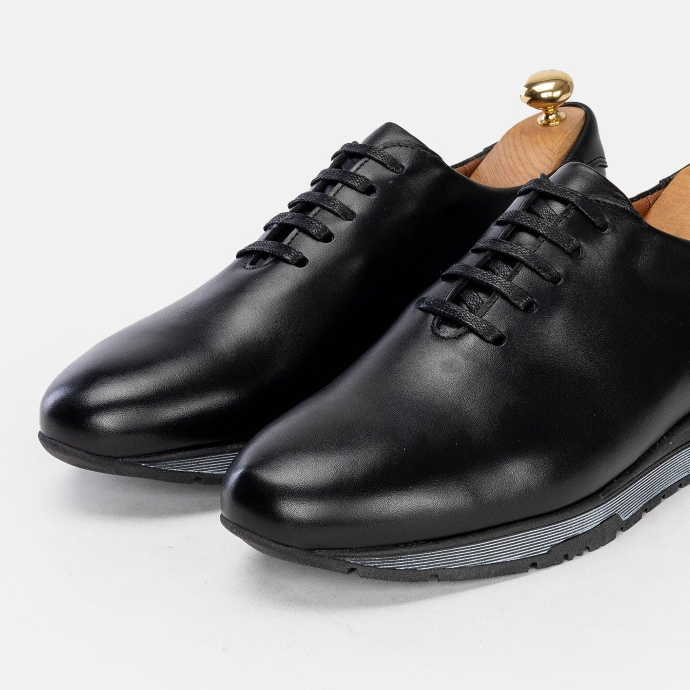 Volzak 5154 Basket en cuir Noir