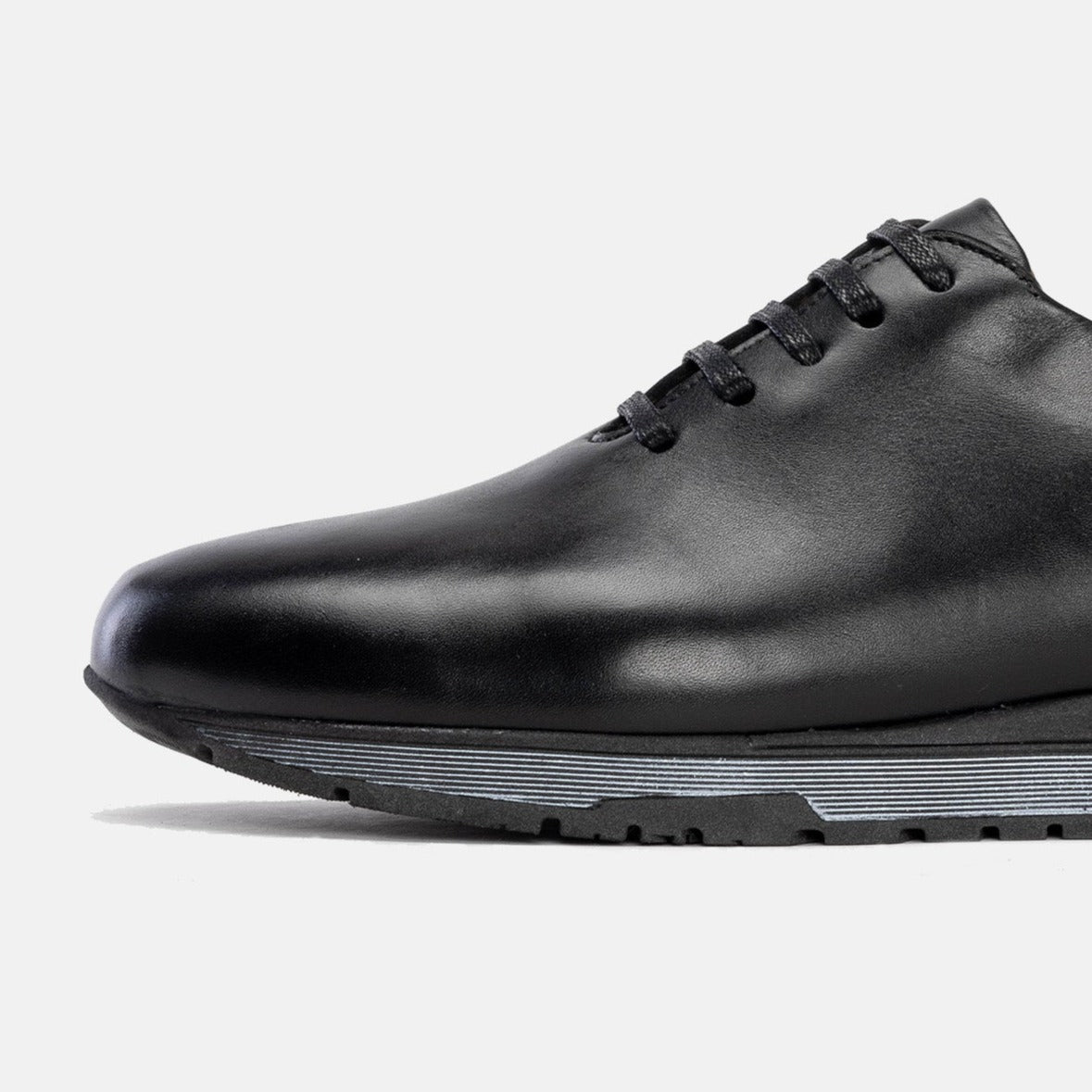 Volzak 5154 Basket en cuir Noir