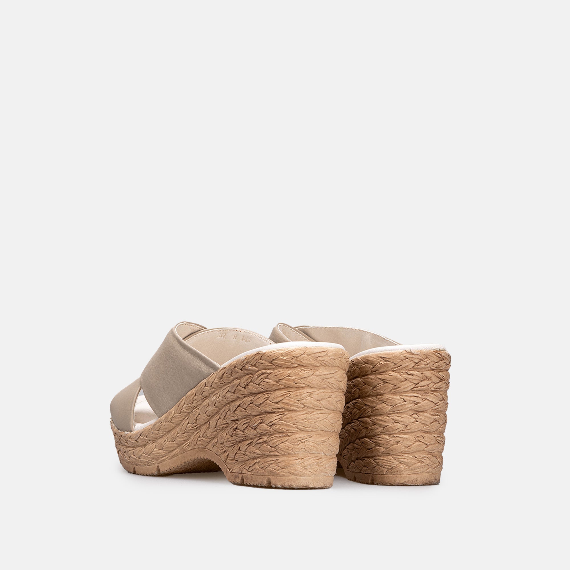 Volzak 149 Sandale en cuir Beige