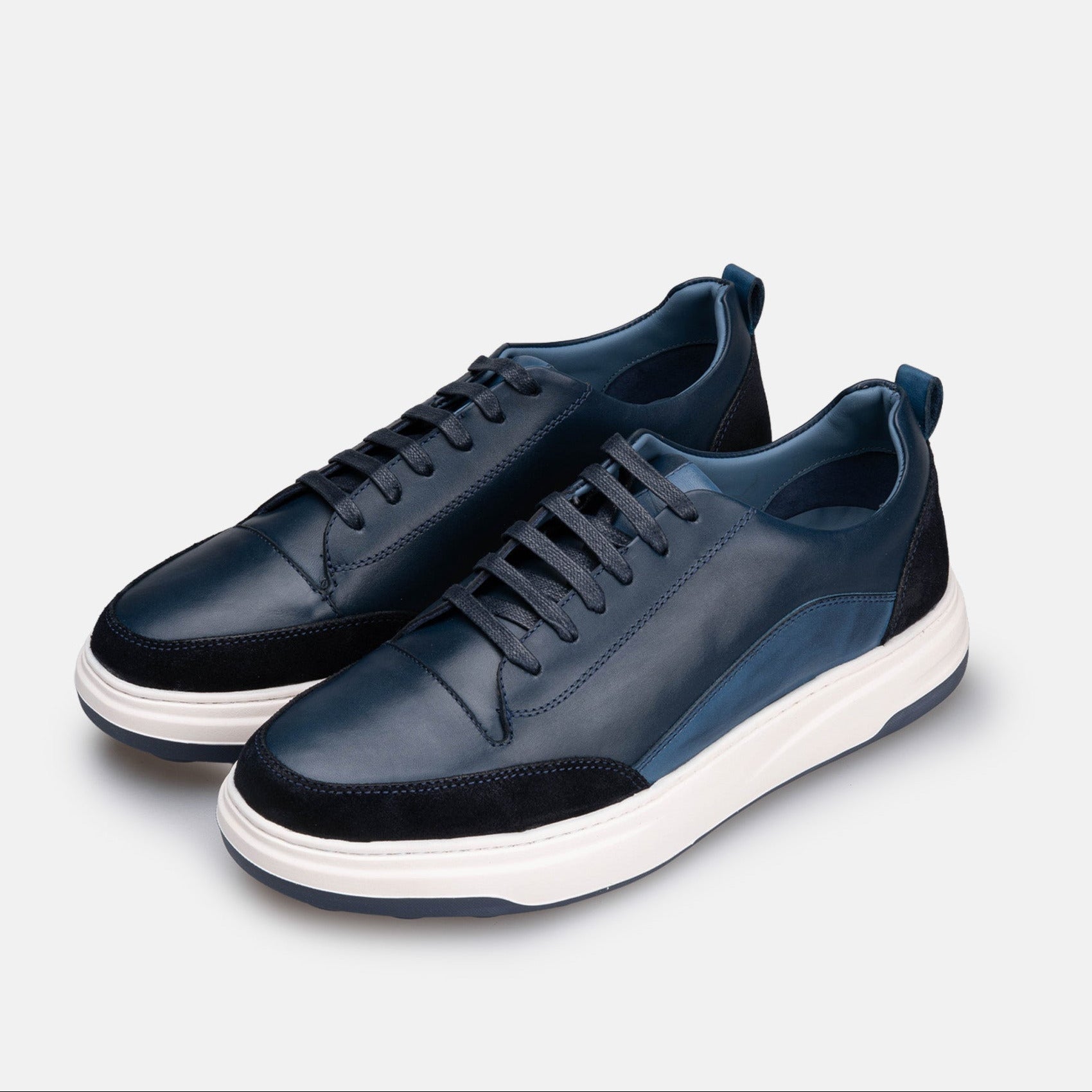 Volzak 6056 leather sneaker Blue