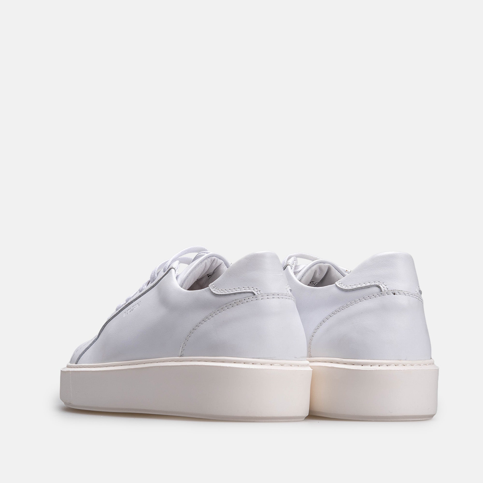 Volzak 6041 S Basket en cuir Blanc