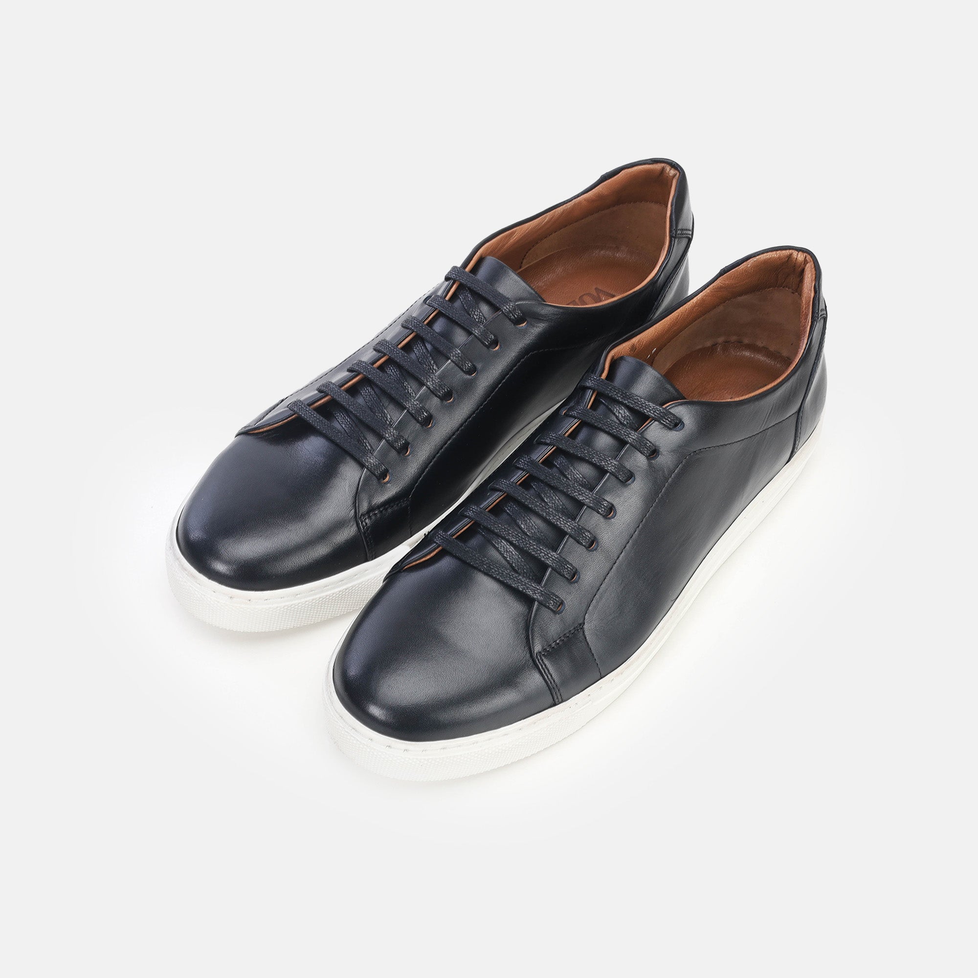 Volzak 5334 Black Leather Sneakers