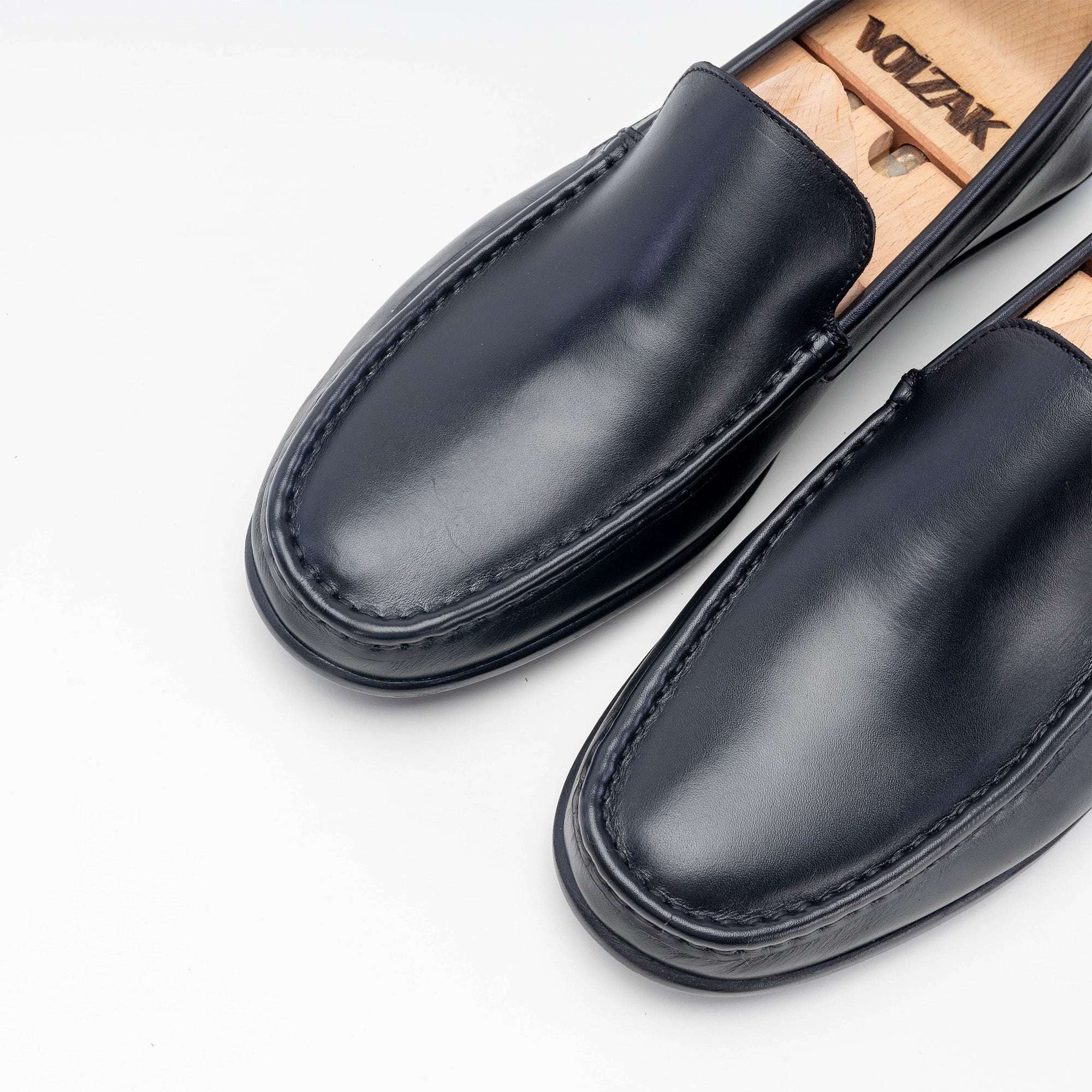 Volzak 5224 Black Leather Moccasin