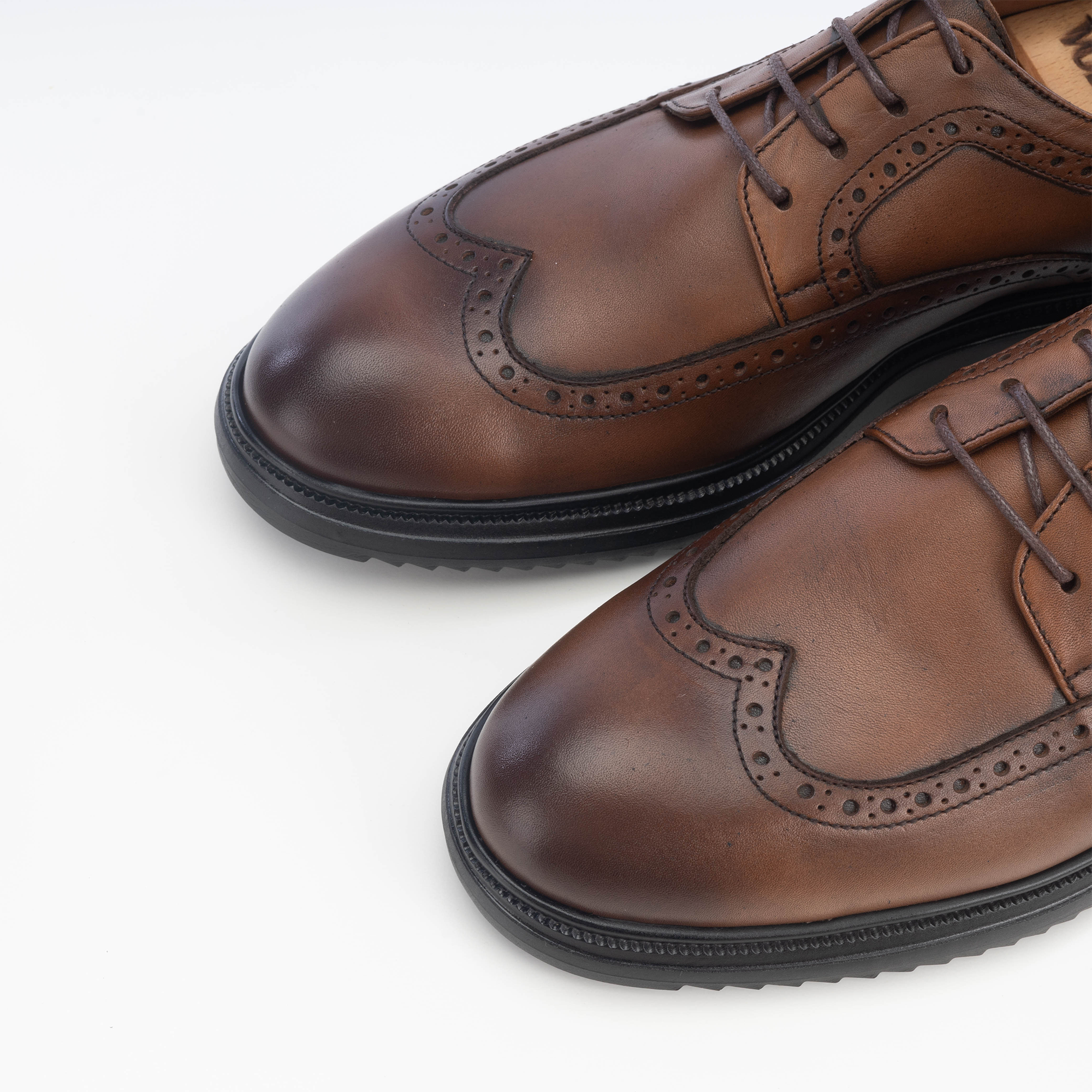 Volzak 5235 chaussure en cuir marron vintage