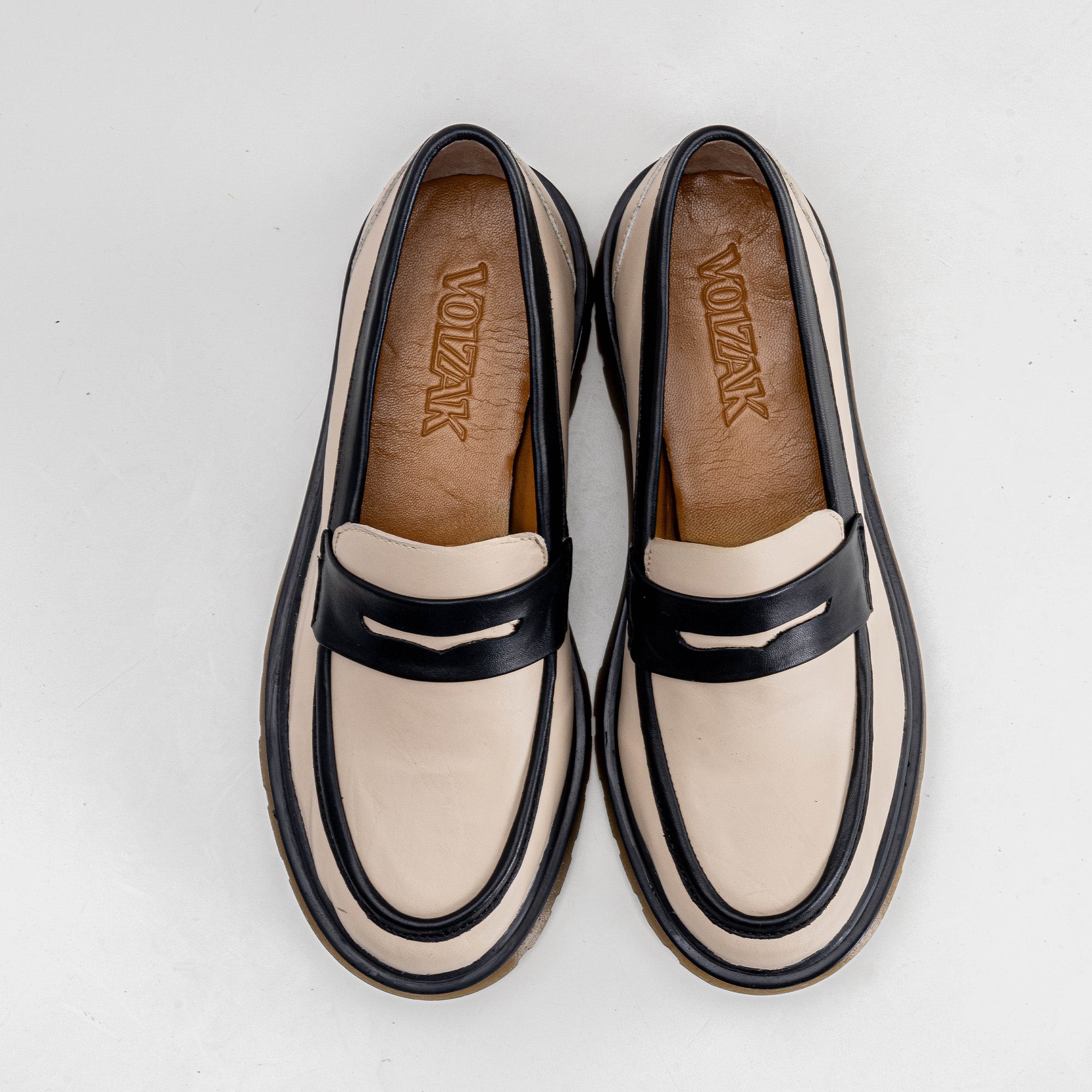 Volzak 422 Chaussure en cuir Beige Noir
