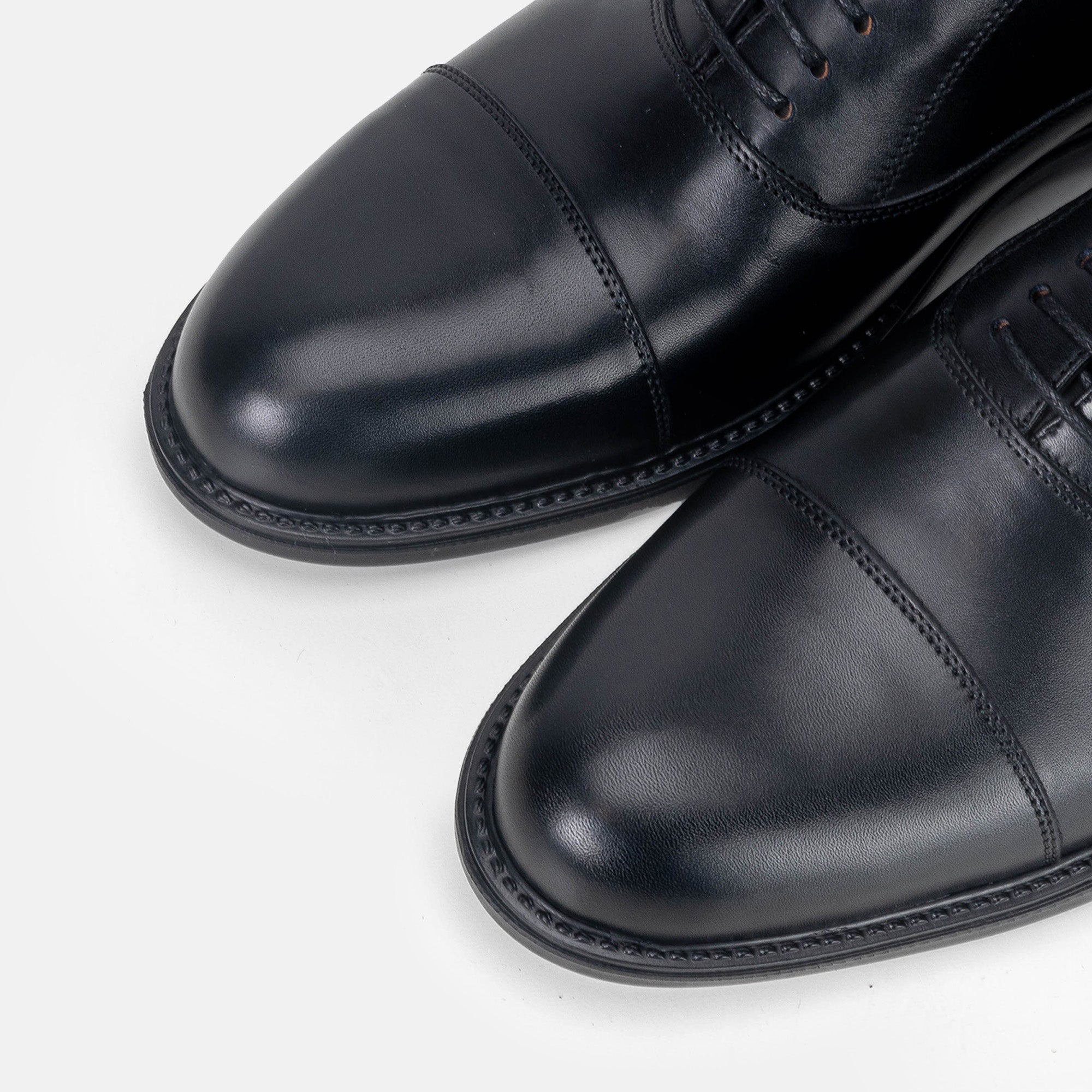 Volzak 5319 leather shoe Black