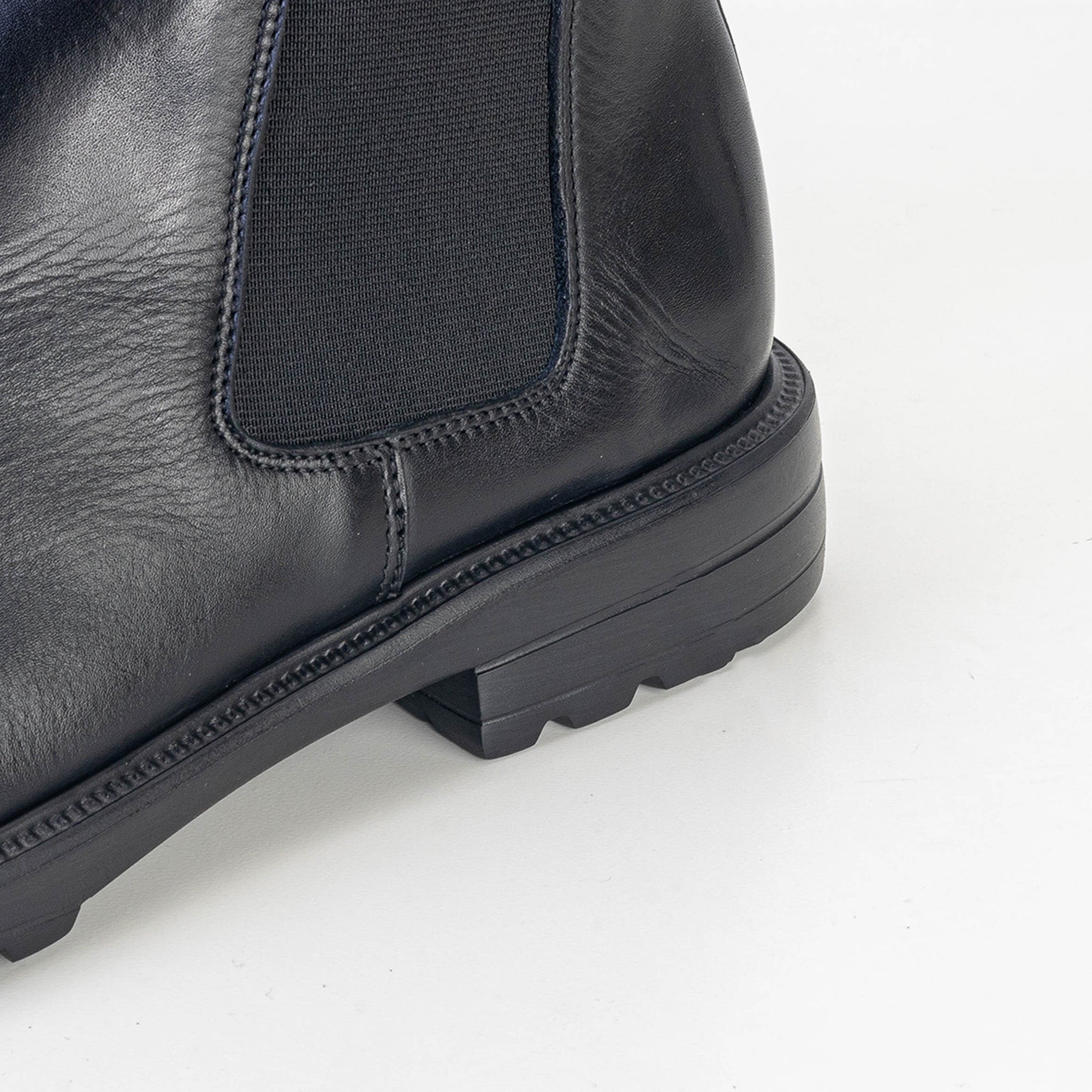 Volzak 5302 Black Leather Ankle Boot