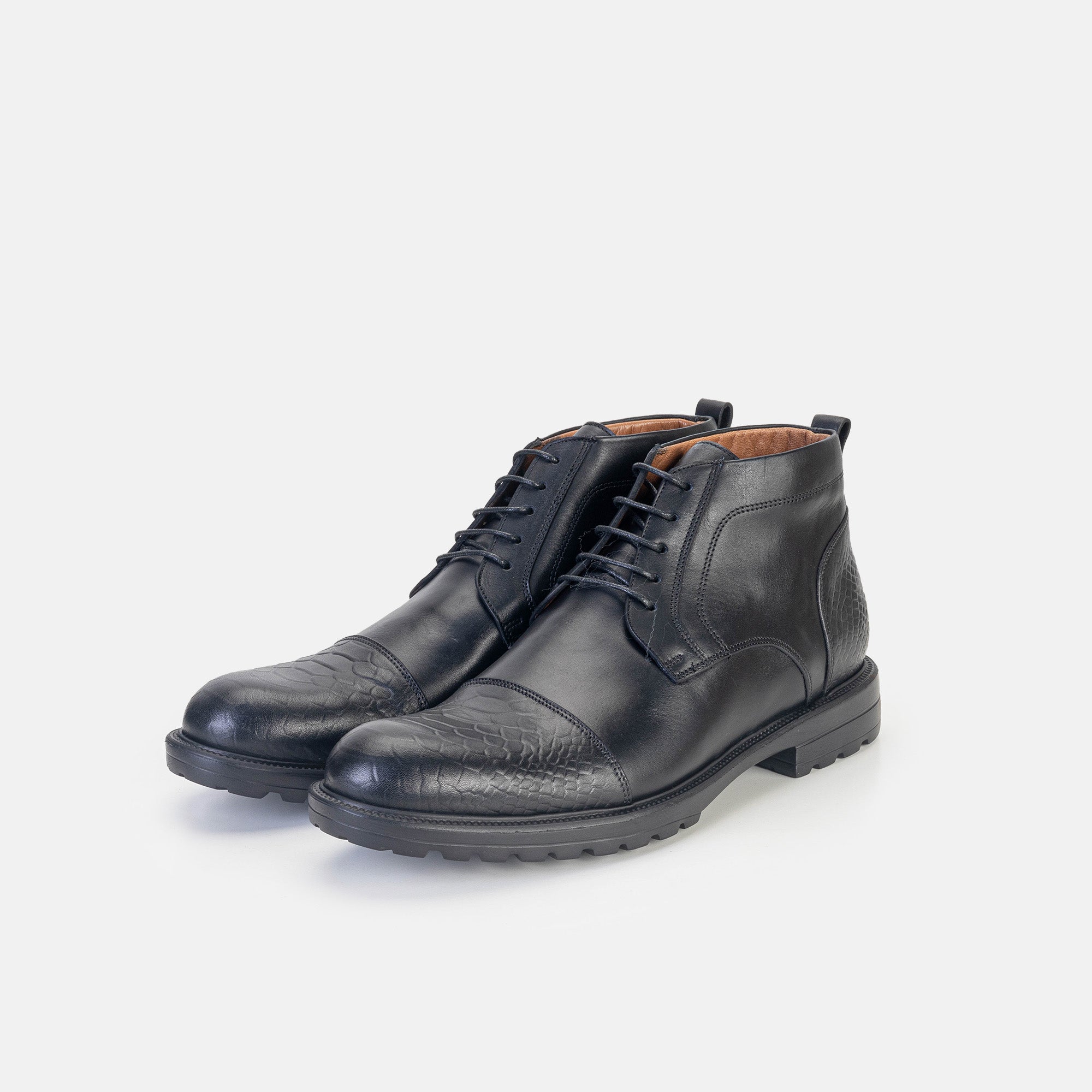 Volzak 5304 Black Leather Ankle Boot