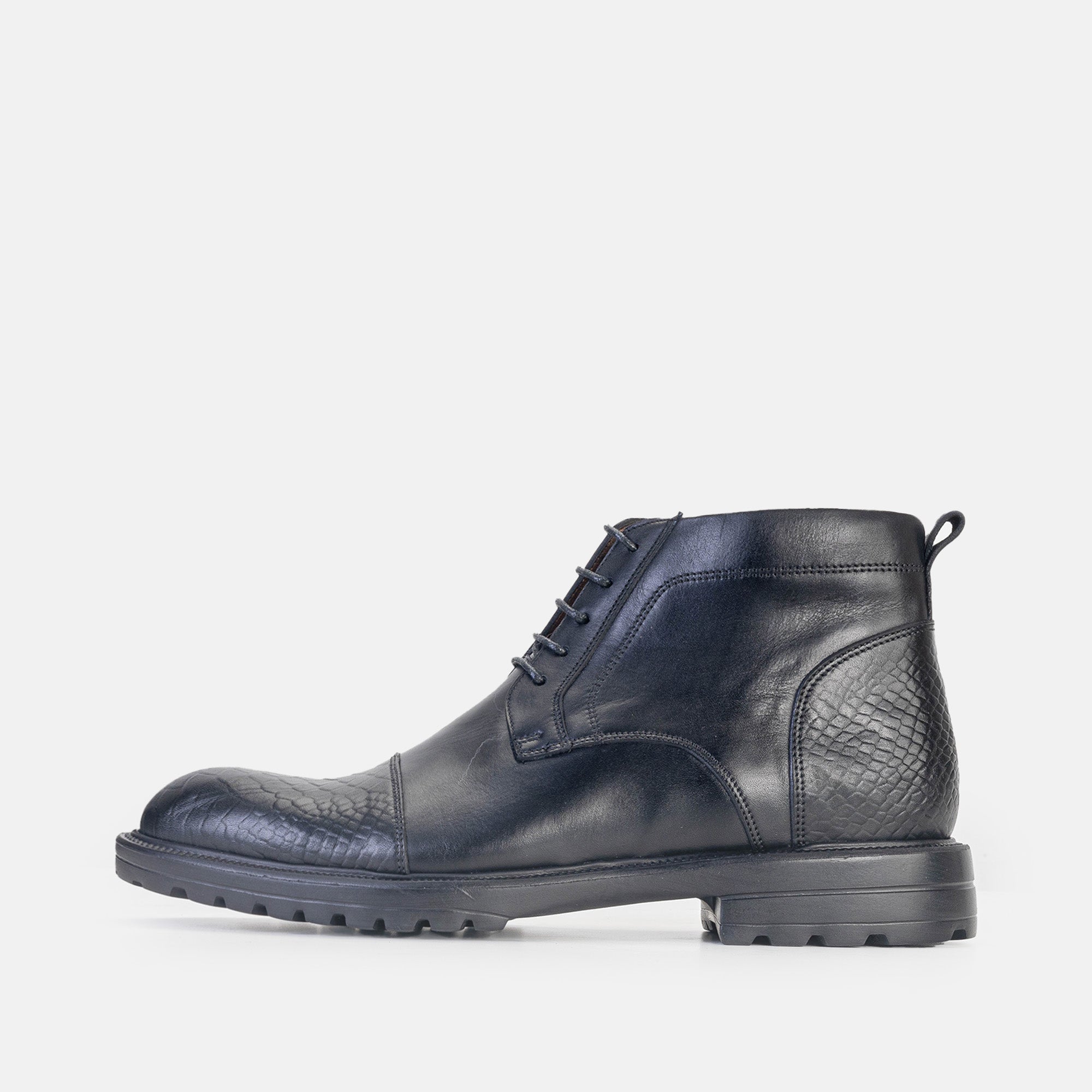 Volzak 5304 Black Leather Ankle Boot