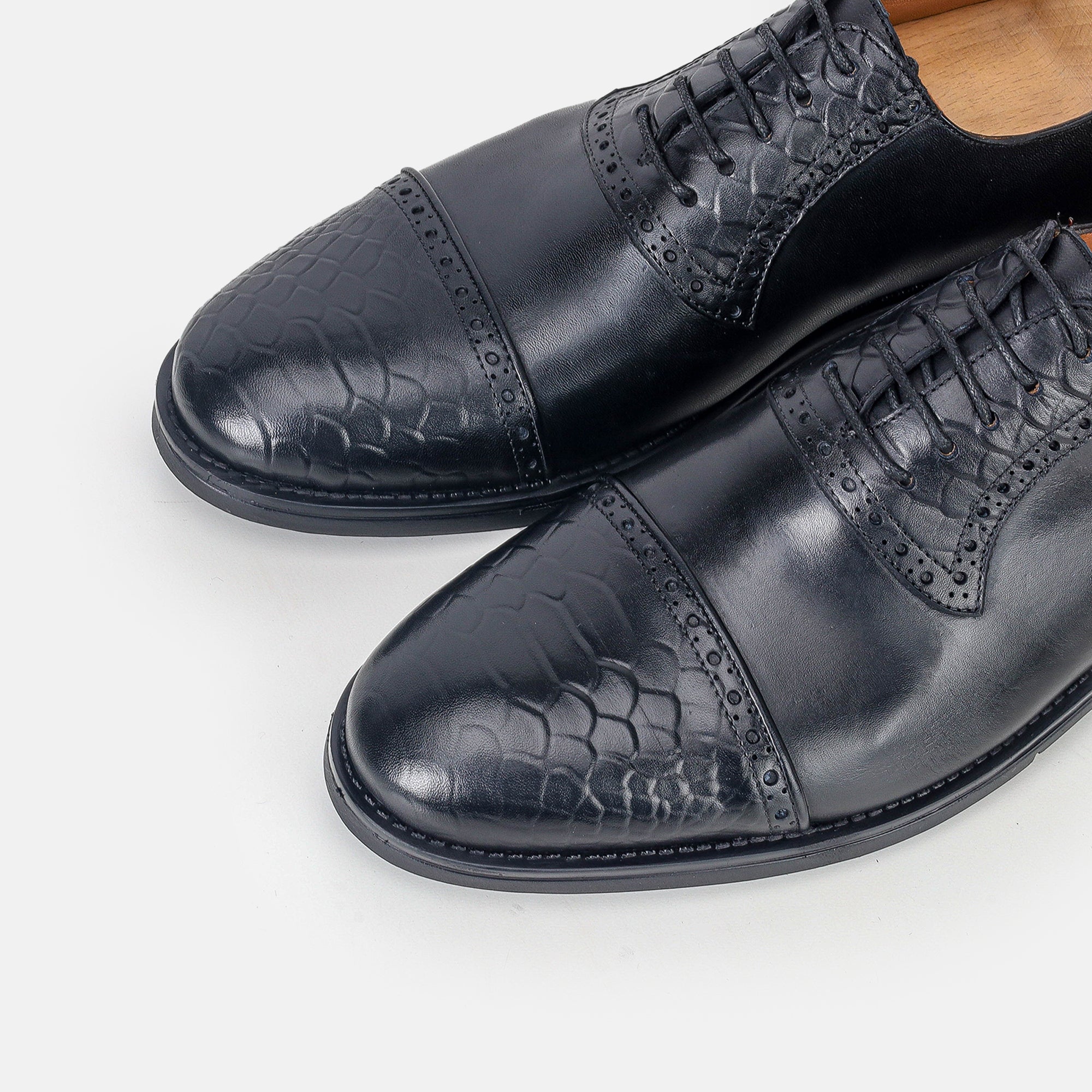 Volzak 5309 leather shoe Black