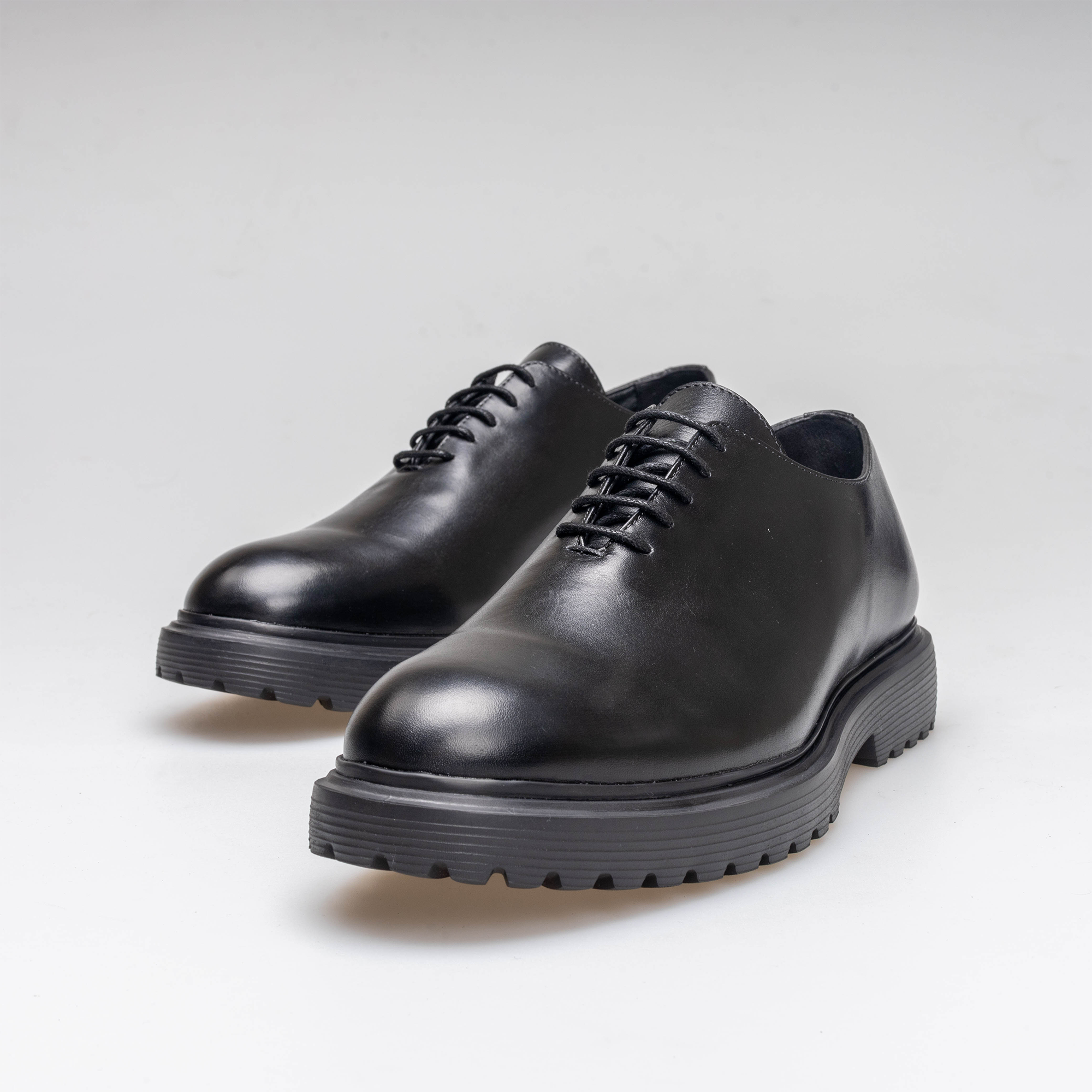 Volzak 8045 leather shoe Black