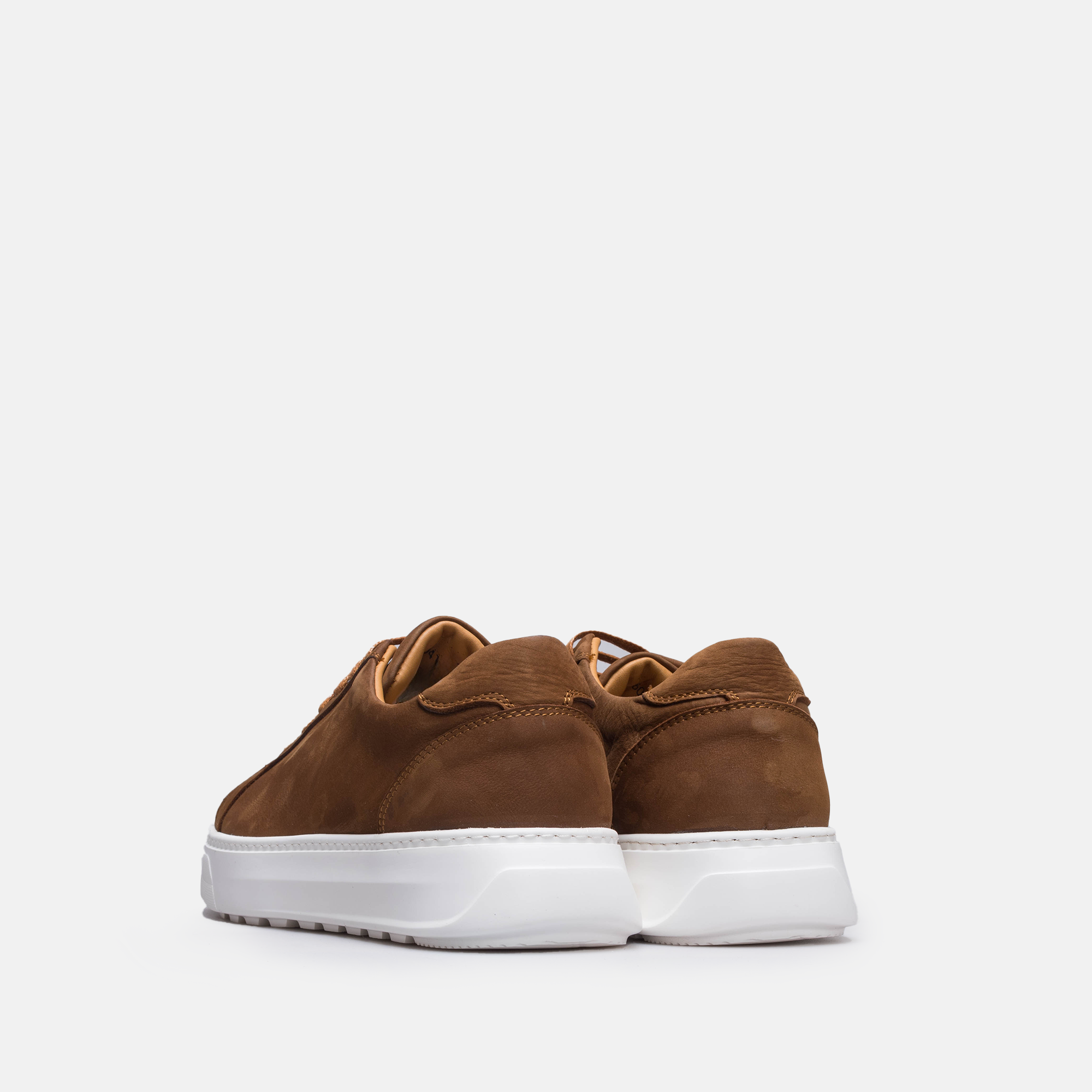 Volzak 6041 Nubuck sneaker Camel