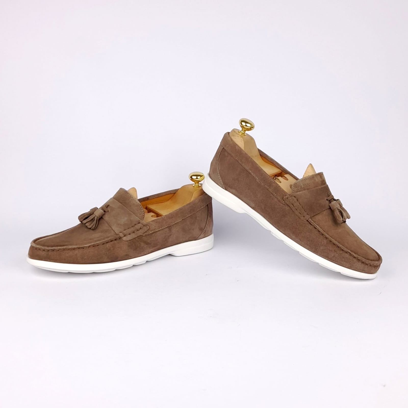 Volzak 011 Mocassin en daim taupe