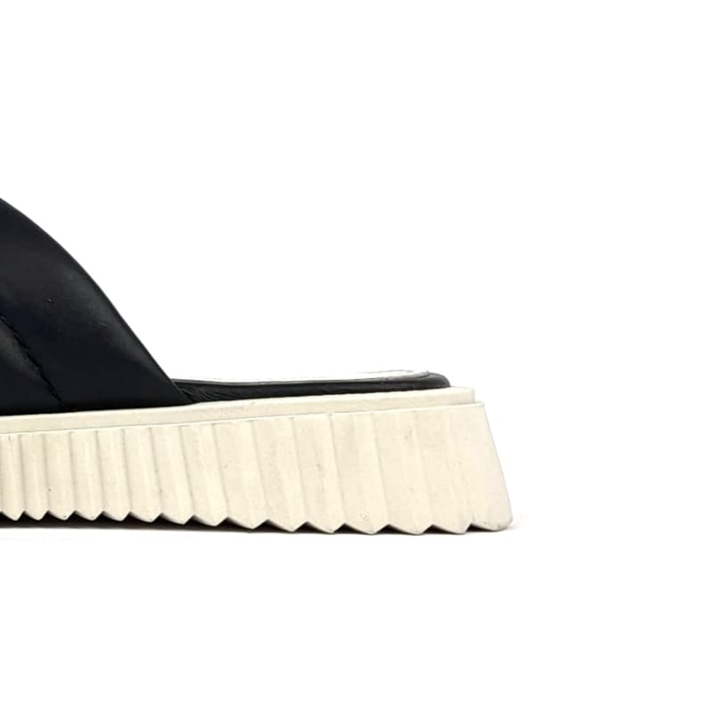 Volzak 129 Sandale en cuir Noir