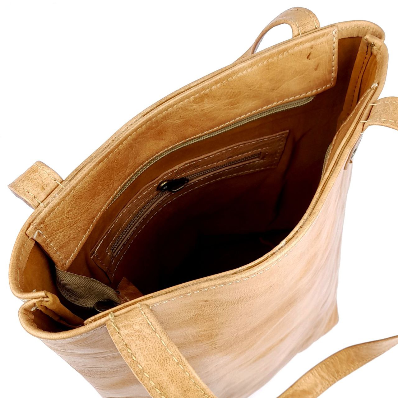 A64 traditional Leather Women's Bag Sand