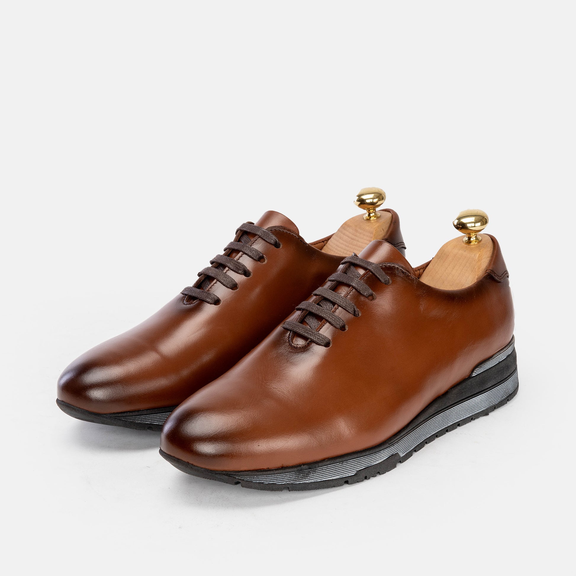 Volzak 5154 Basket en cuir Camel