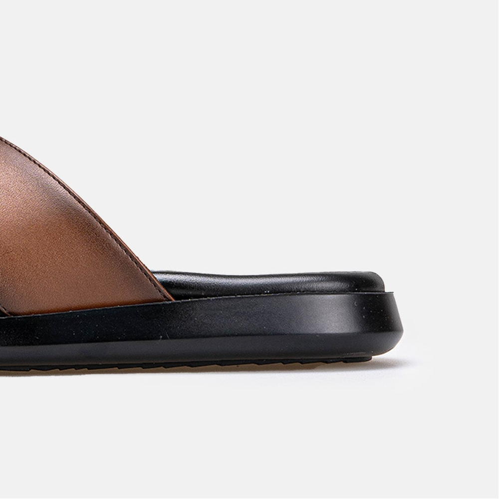 Volzak 5425 Sandale en cuir Marron vintage