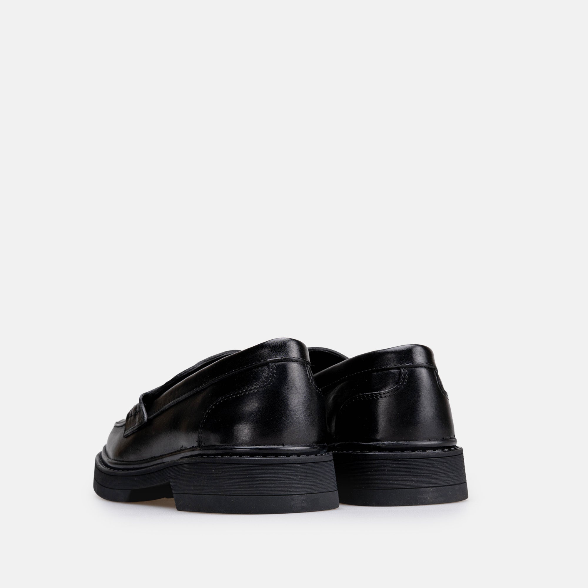 Volzak 2275 Black Leather Shoe