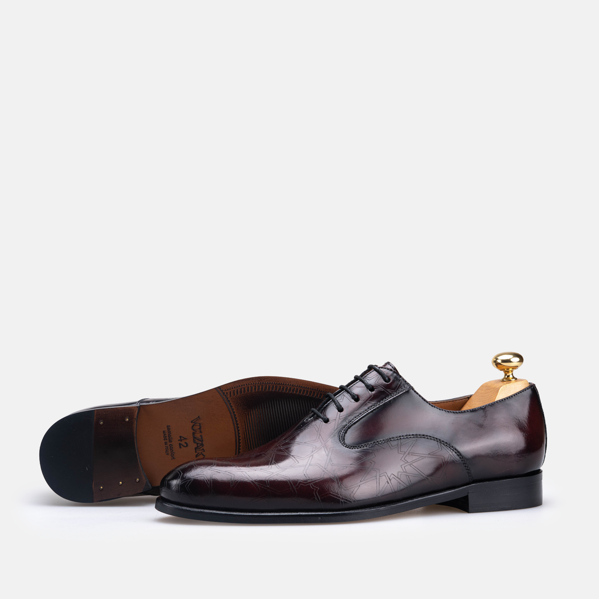 Édition limitée Volzak Zellige chaussure en cuir Bordeaux Démasquable