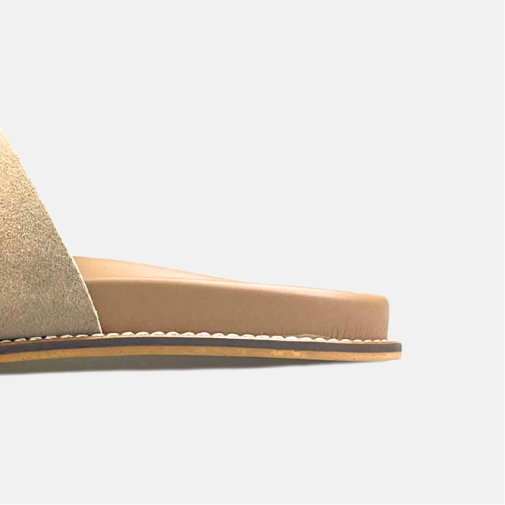 Volzak 521 Suede sandal Beige