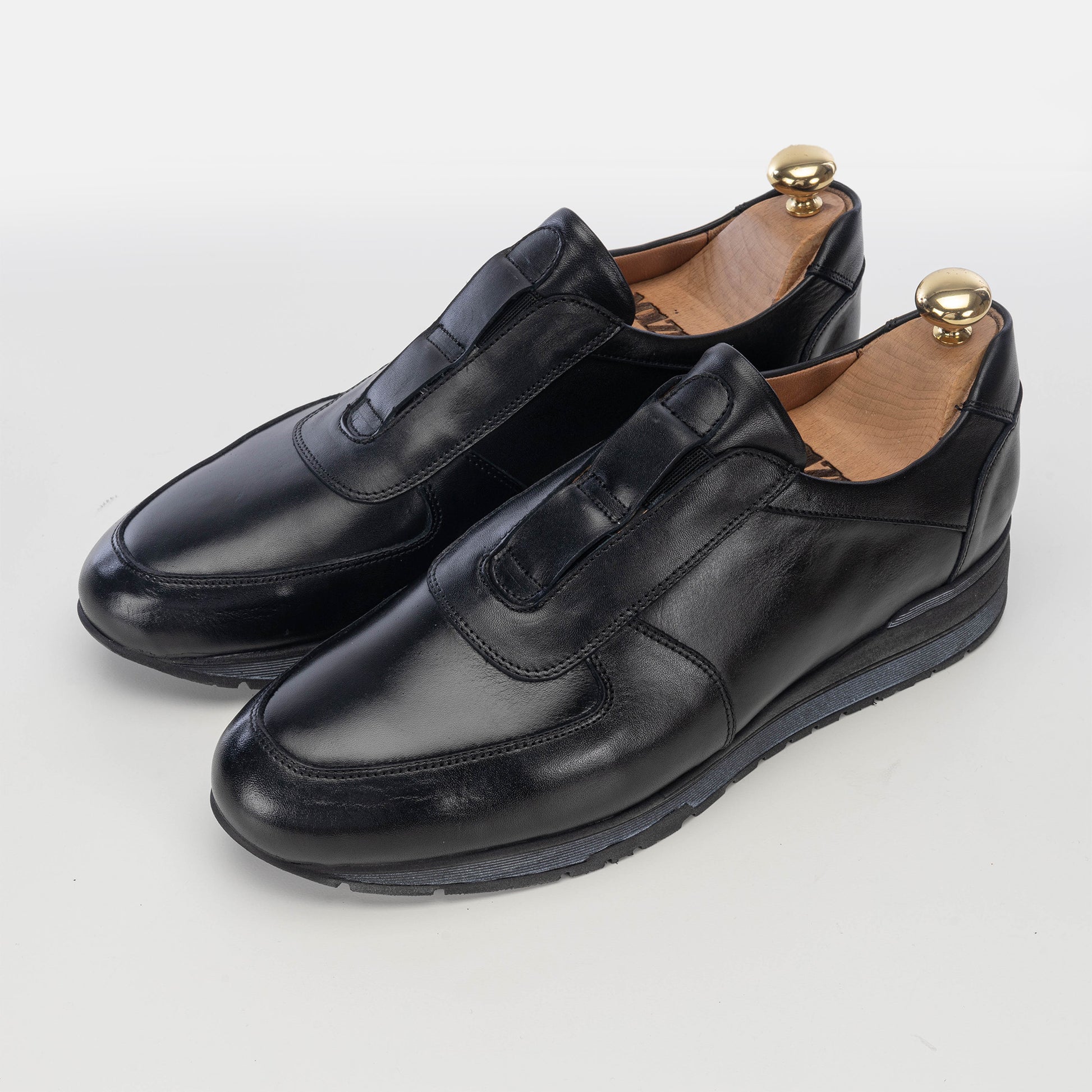 Volzak 5227 Basket en cuir noir