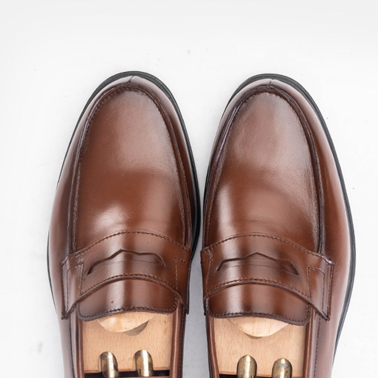 Volzak 5157 Camel Leather Penny Loafer