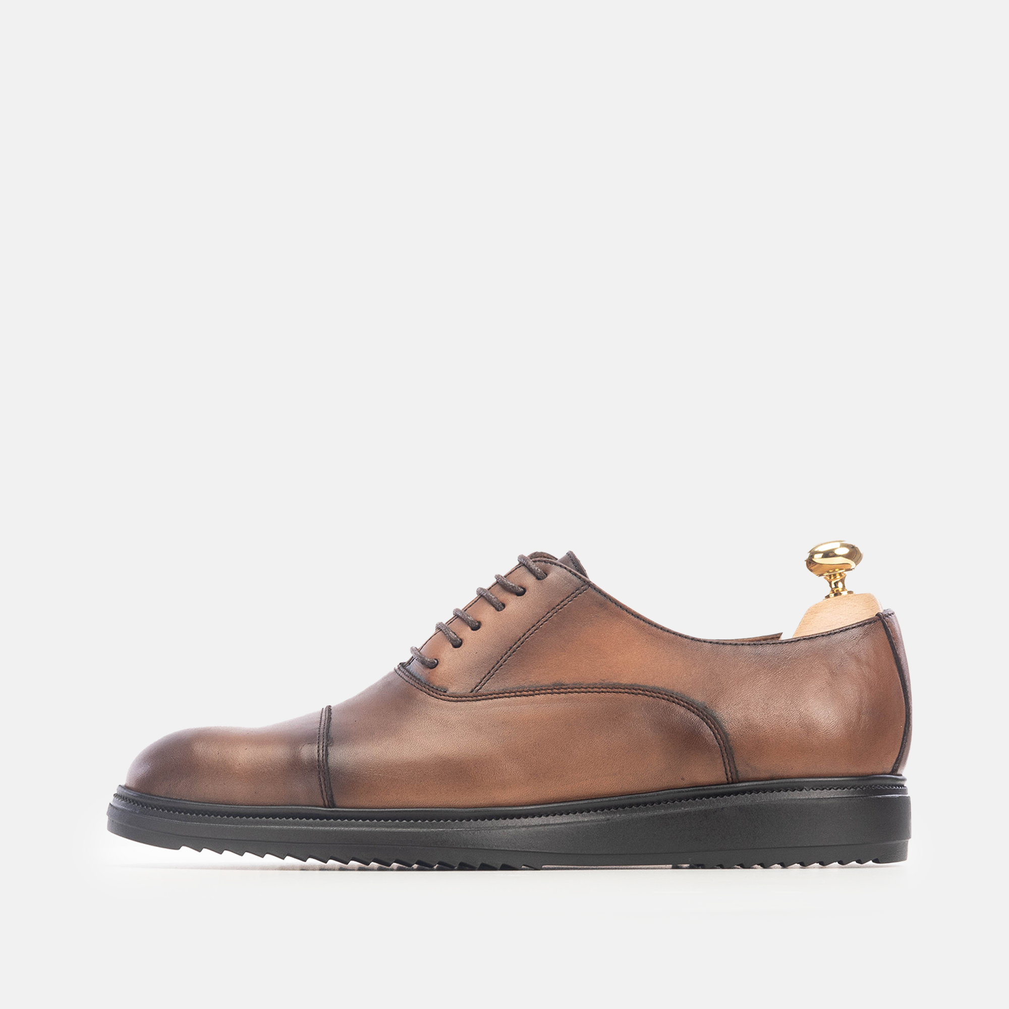 Volzak 5232 chaussure en cuir marron vintage