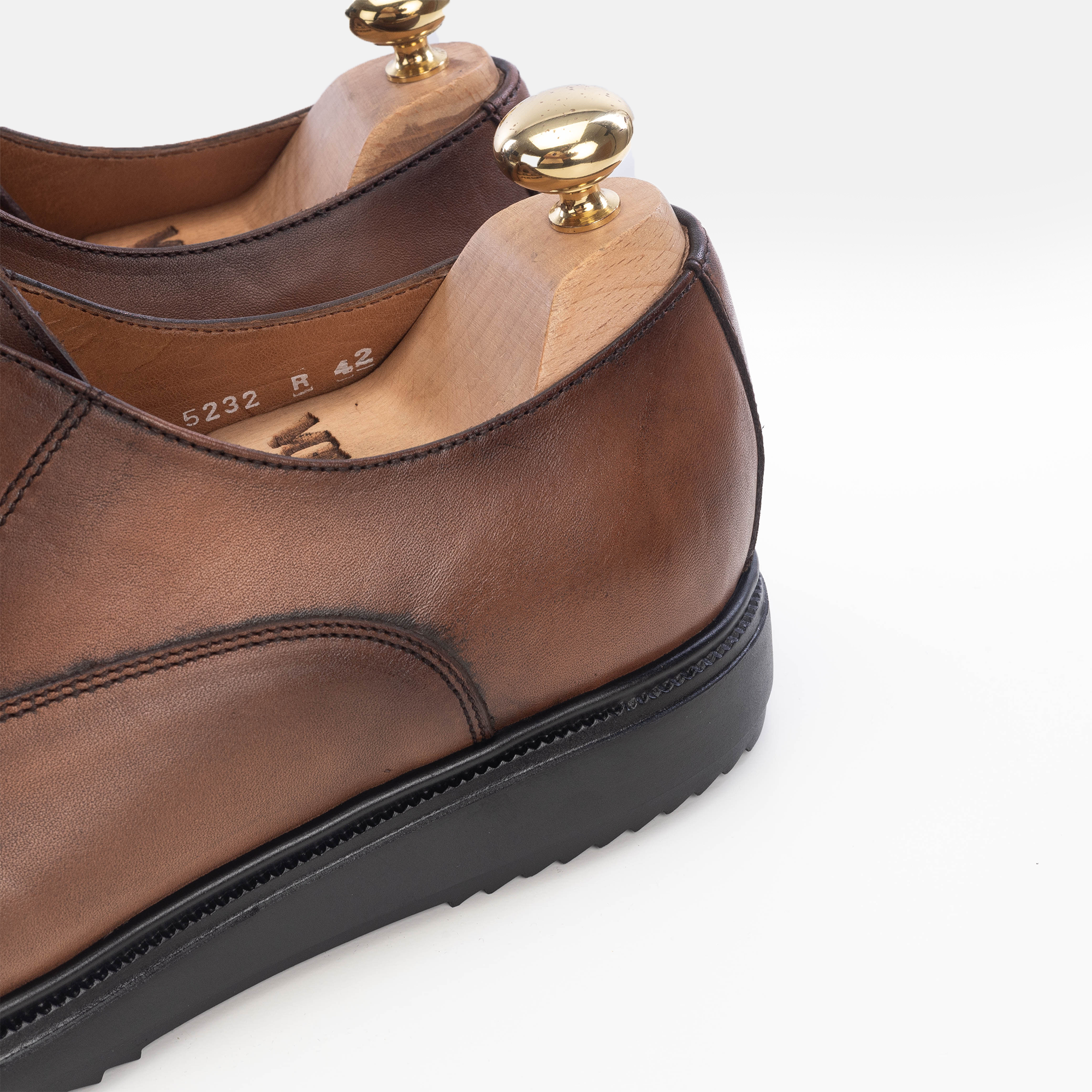 Volzak 5232 chaussure en cuir marron vintage