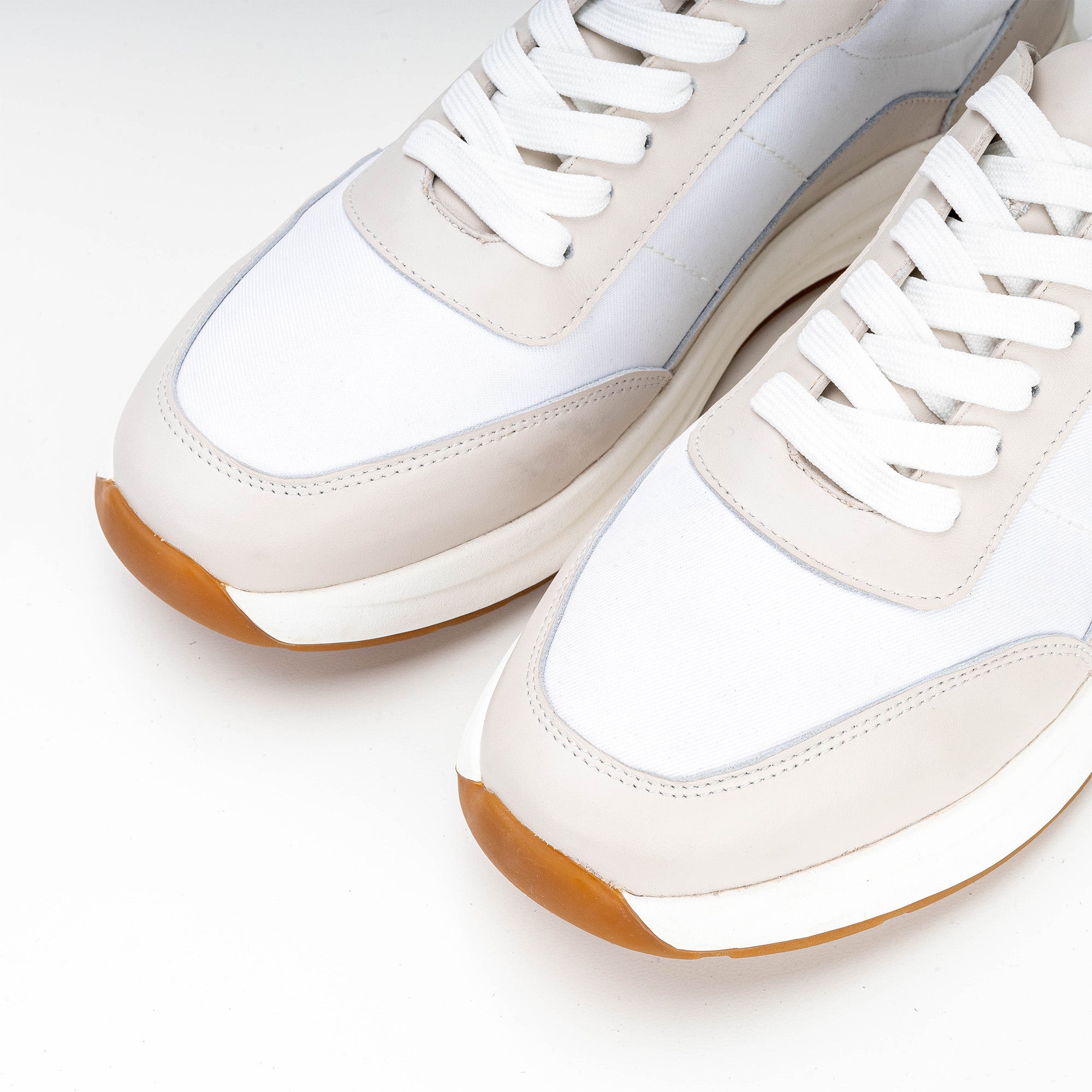 Volzak 3039 Basket en cuir Beige Blanc