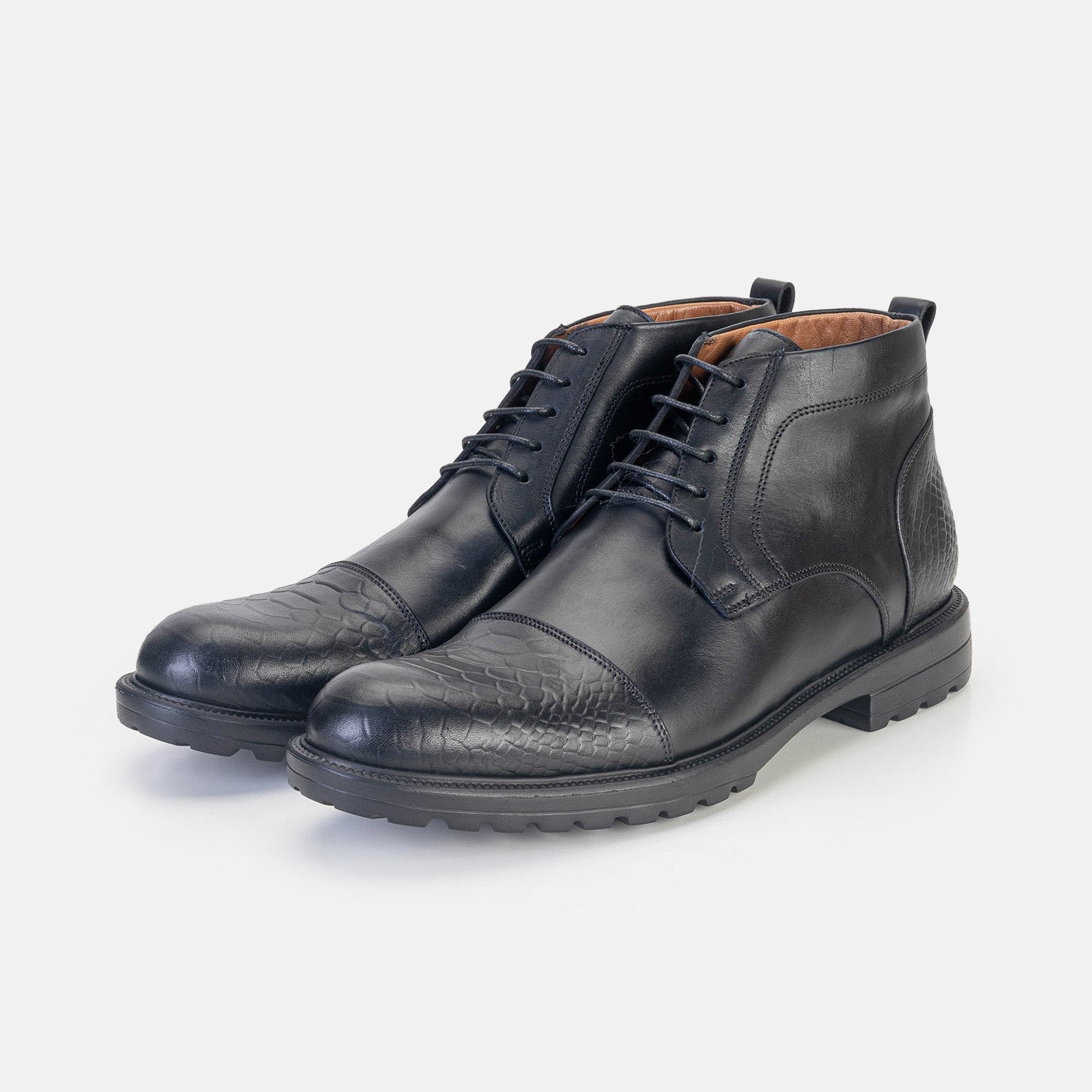 Volzak 5304 Black Leather Ankle Boot