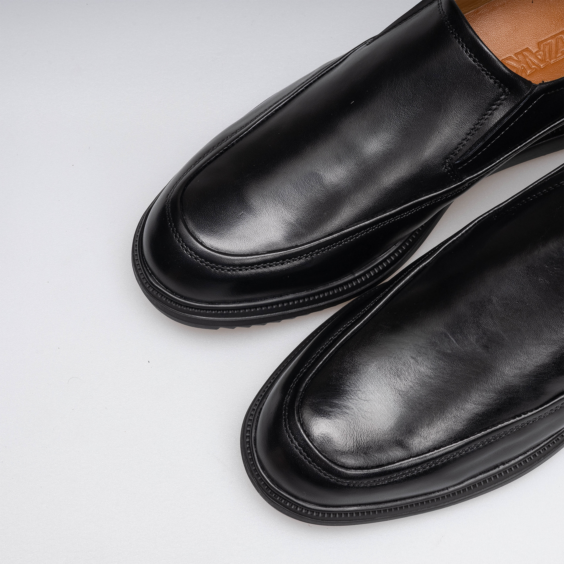 Volzak 4120 Black Leather Shoe