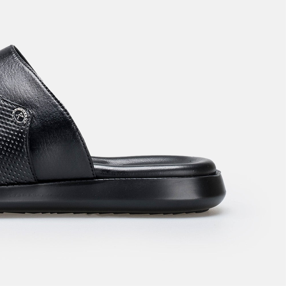 Volzak 5410 Black Leather Sandal