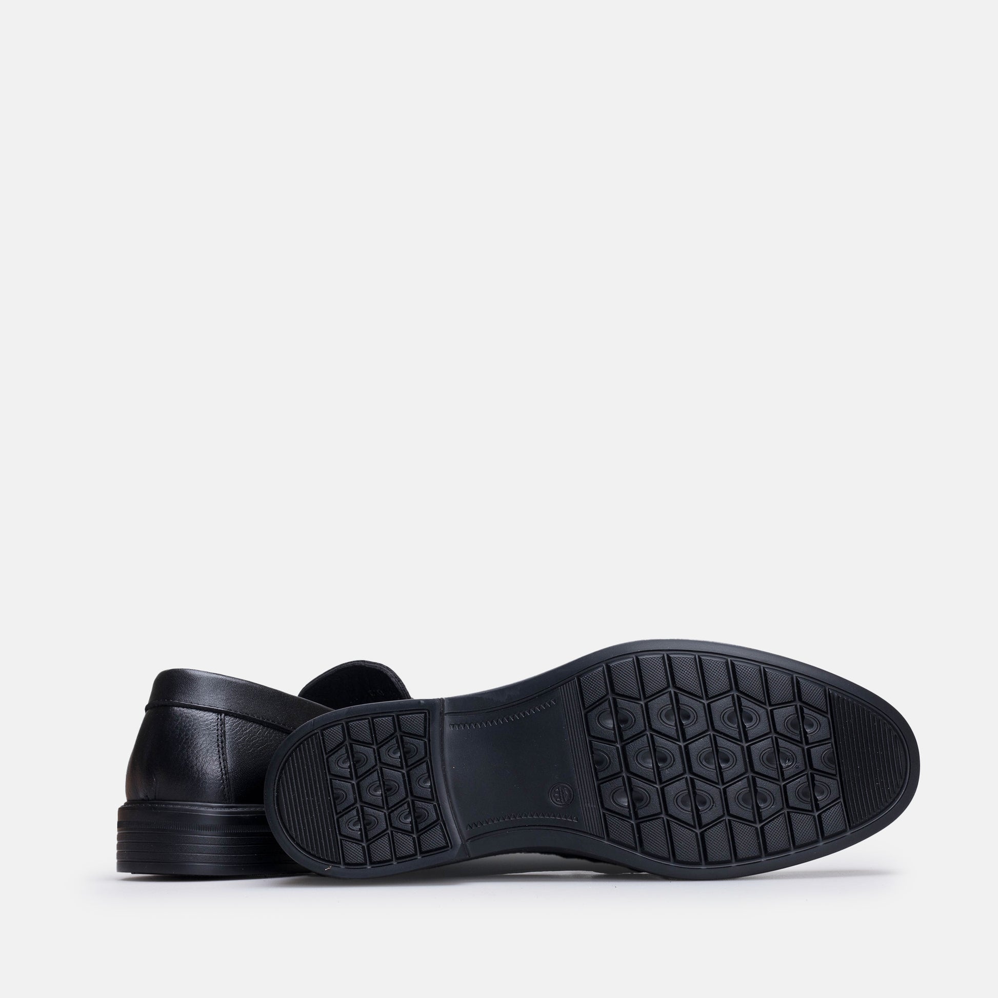 Volzak 010 Black Leather Shoe