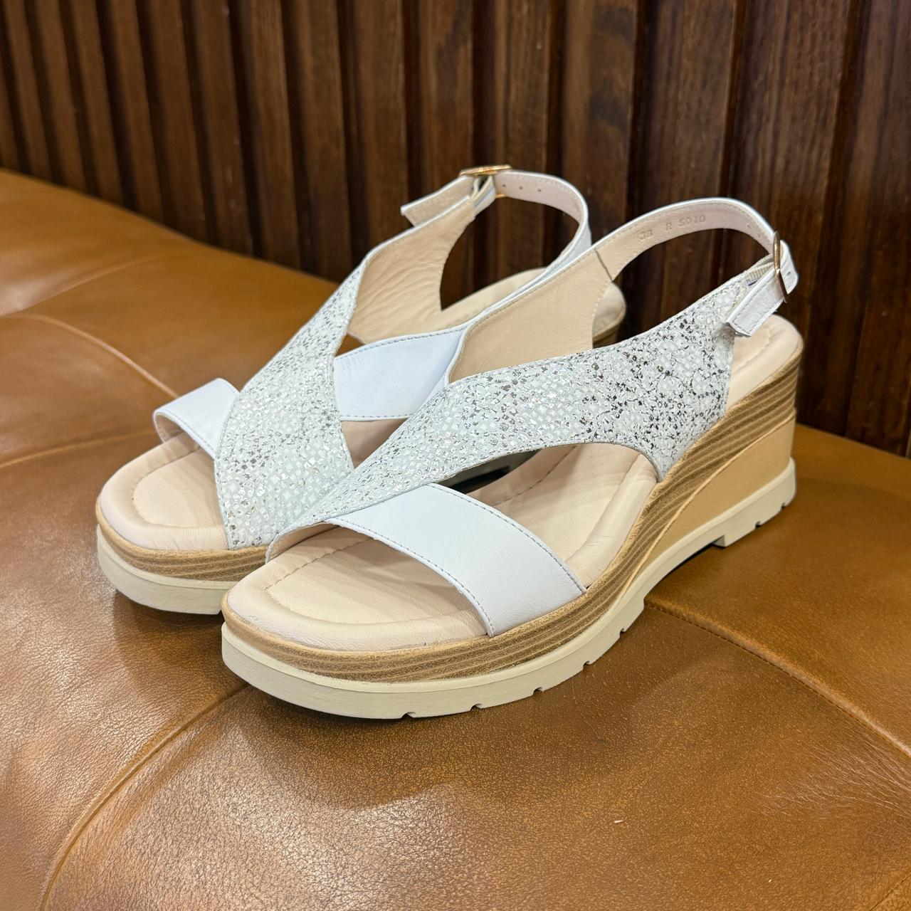 Volzak 5014 Sandale en cuir  Blanc